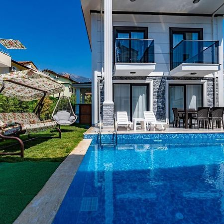 Salkim- 4 Bedroom Holiday Villa In Oludeniz Фетие Екстериор снимка