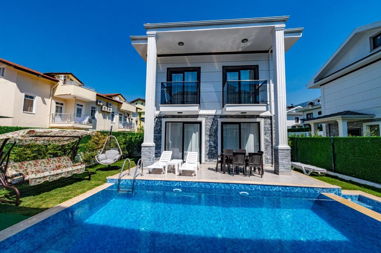 Salkim- 4 Bedroom Holiday Villa In Oludeniz Фетие Екстериор снимка