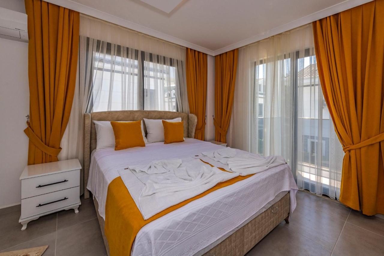 Salkim- 4 Bedroom Holiday Villa In Oludeniz Фетие Екстериор снимка