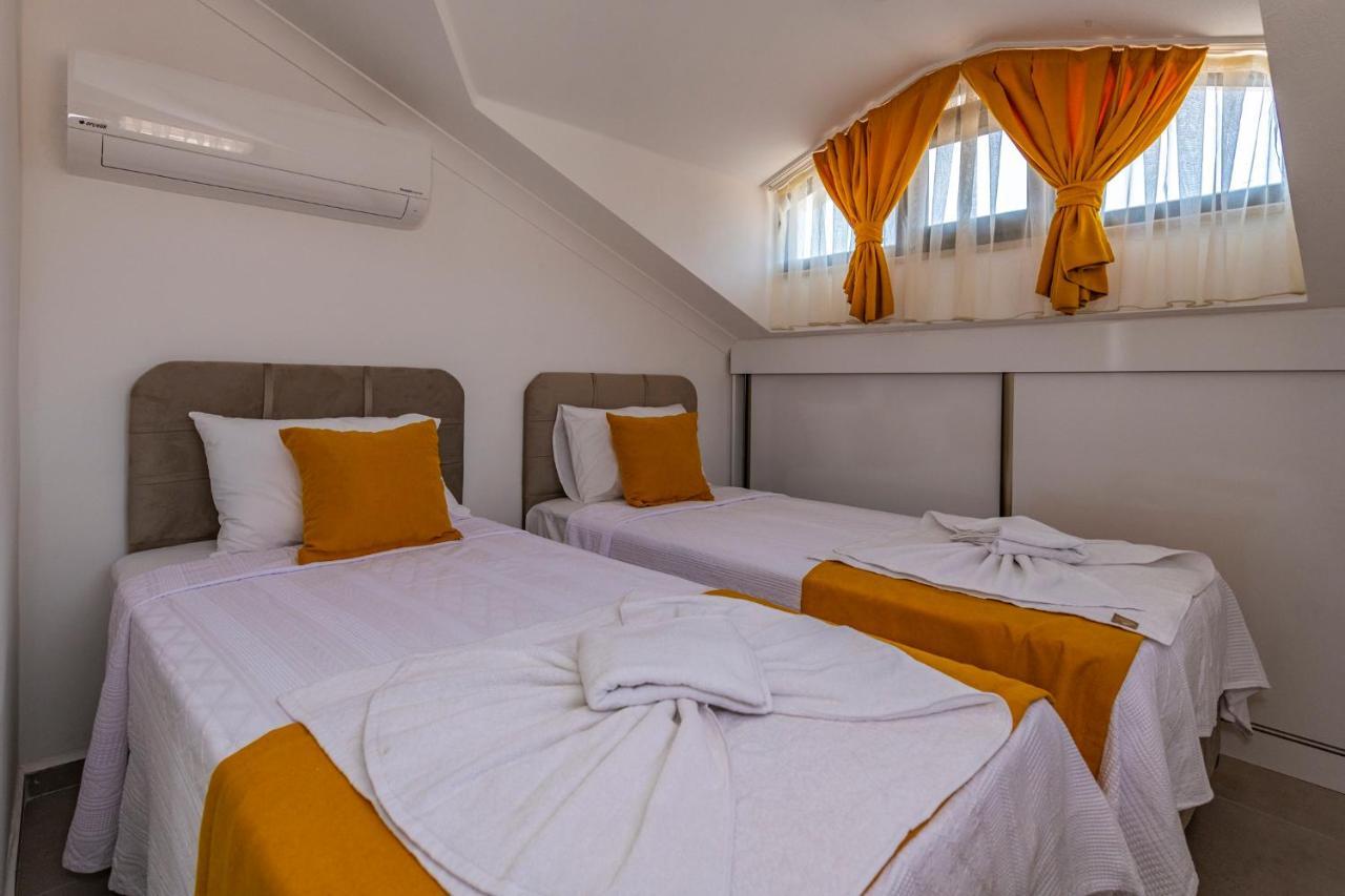 Salkim- 4 Bedroom Holiday Villa In Oludeniz Фетие Екстериор снимка