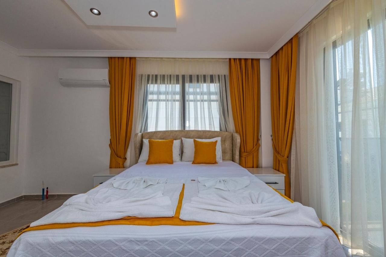Salkim- 4 Bedroom Holiday Villa In Oludeniz Фетие Екстериор снимка